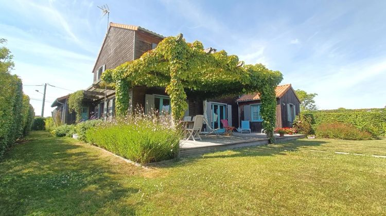 Ma-Cabane - Vente Maison Neuville-de-Poitou, 200 m²