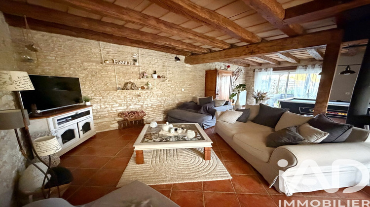 Ma-Cabane - Vente Maison Neuville-de-Poitou, 202 m²