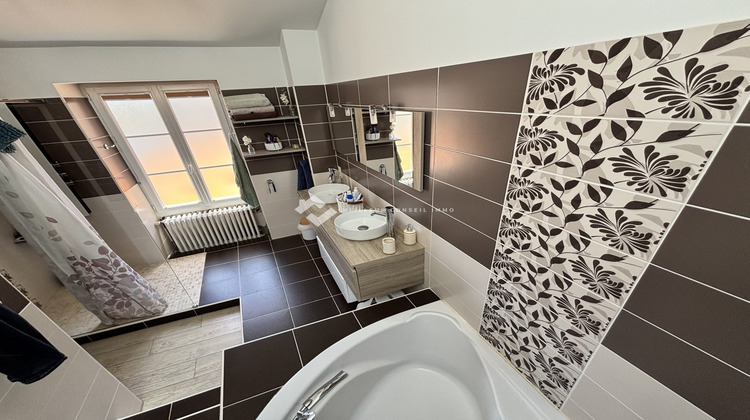 Ma-Cabane - Vente Maison Neuville-de-Poitou, 140 m²