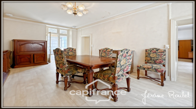 Ma-Cabane - Vente Maison NEUVILLE DE POITOU, 305 m²