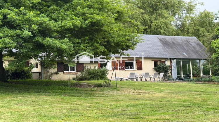 Ma-Cabane - Vente Maison Neuville-Ferrières, 220 m²