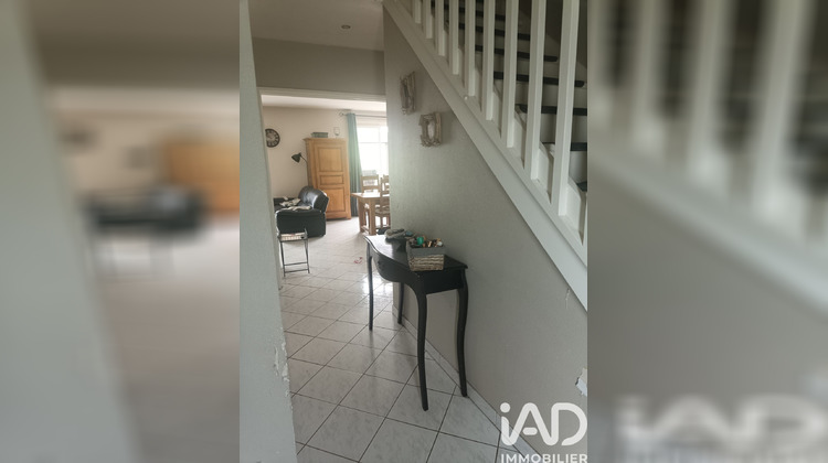 Ma-Cabane - Vente Maison Neuville-Ferrières, 100 m²