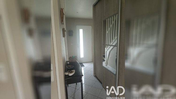 Ma-Cabane - Vente Maison Neuville-Ferrières, 100 m²