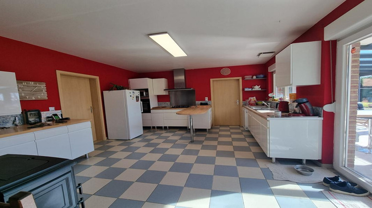 Ma-Cabane - Vente Maison NEUVILLE LEZ BEAULIEU, 202 m²