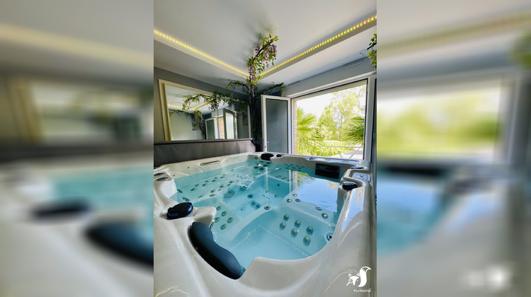 Ma-Cabane - Vente Maison Neuville-Saint-Rémy, 380 m²