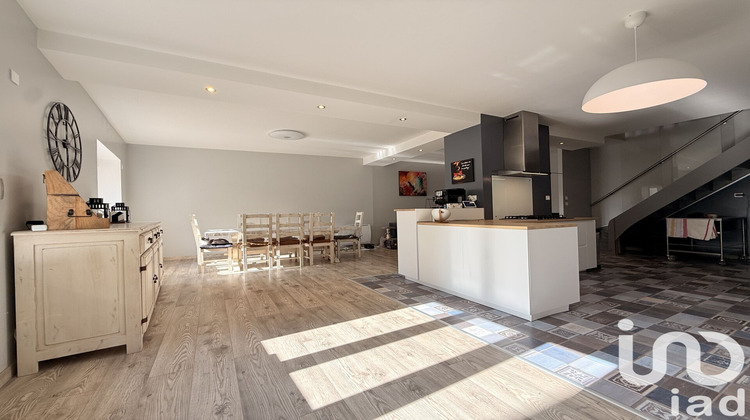 Ma-Cabane - Vente Maison Neuville-sur-Ain, 200 m²