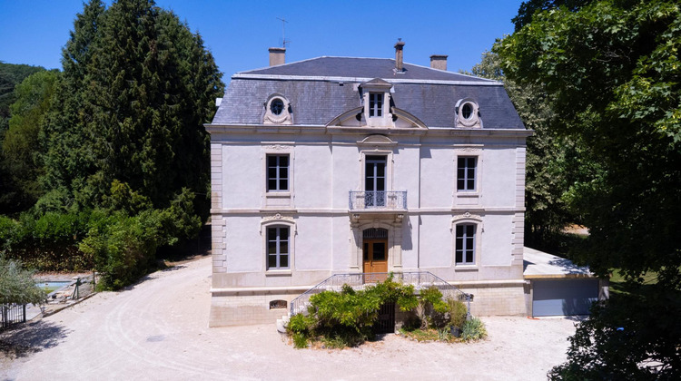 Ma-Cabane - Vente Maison Neuville-sur-Ain, 360 m²