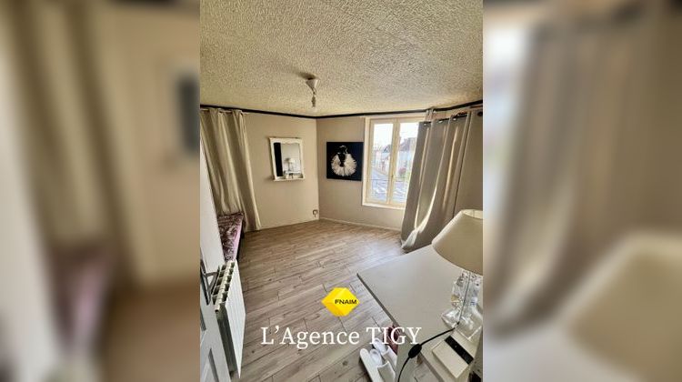 Ma-Cabane - Vente Maison NEUVY-EN-SULLIAS, 121 m²