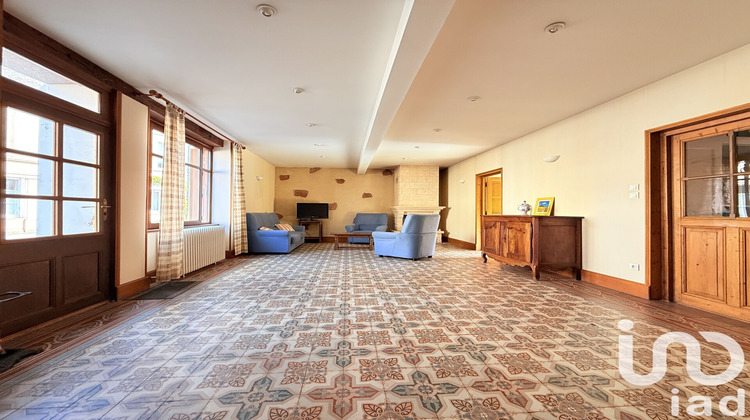 Ma-Cabane - Vente Maison Neuvy-Grandchamp, 202 m²