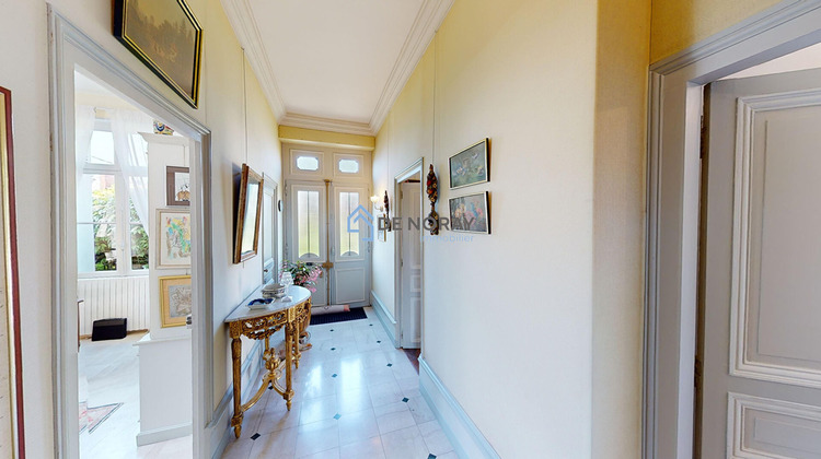 Ma-Cabane - Vente Maison NEUVY-LE-ROI, 250 m²