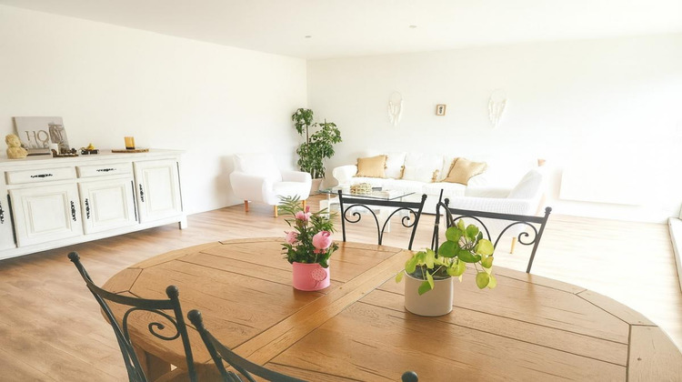 Ma-Cabane - Vente Maison NIEUIL, 200 m²