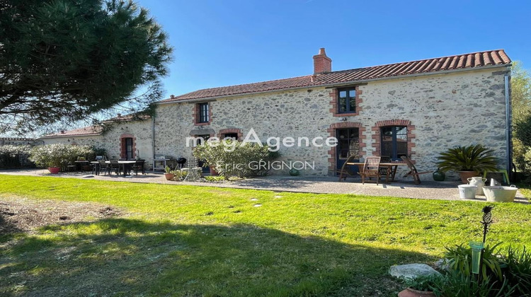 Ma-Cabane - Vente Maison NIEUL LE DOLENT, 170 m²