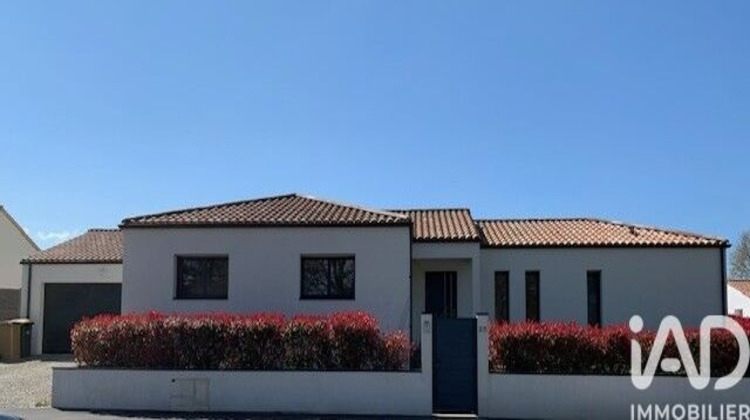 Ma-Cabane - Vente Maison Nieul-le-Dolent, 139 m²