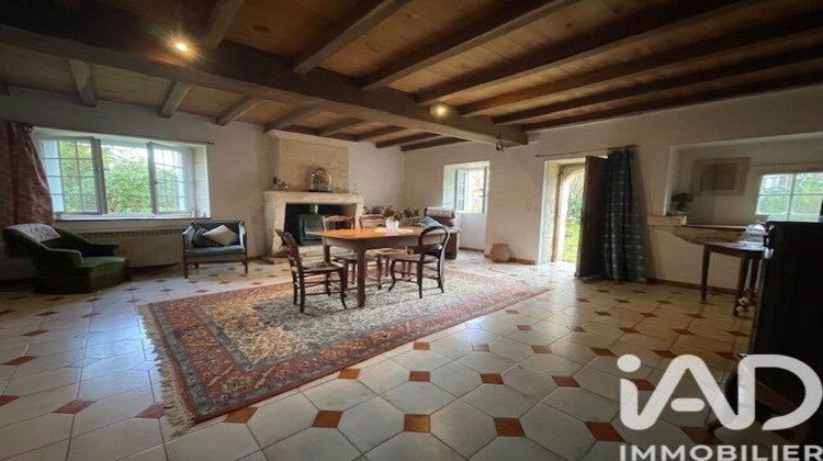 Ma-Cabane - Vente Maison Nieul-Lès-Saintes, 210 m²