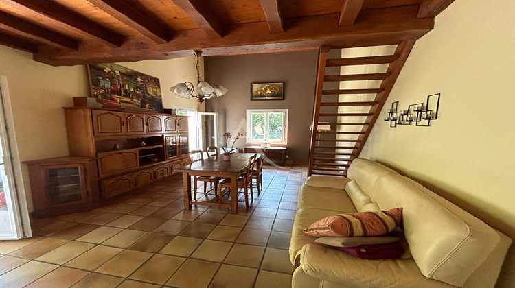 Ma-Cabane - Vente Maison NIEUL-LES-SAINTES, 109 m²
