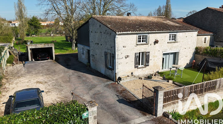 Ma-Cabane - Vente Maison Nieul-sur-l'Autise, 176 m²