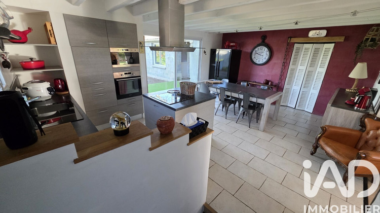 Ma-Cabane - Vente Maison Nieul-sur-l'Autise, 176 m²