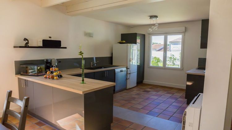 Ma-Cabane - Vente Maison NIEUL-SUR-MER, 130 m²