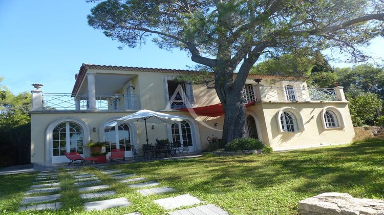 Ma-Cabane - Vente Maison NIMES, 203 m²