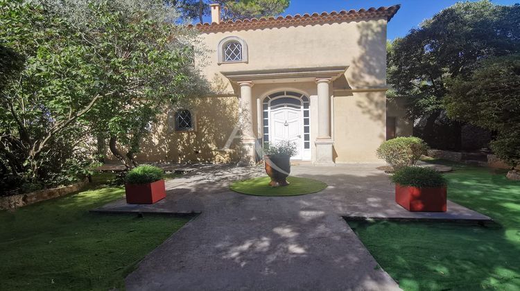 Ma-Cabane - Vente Maison NIMES, 203 m²