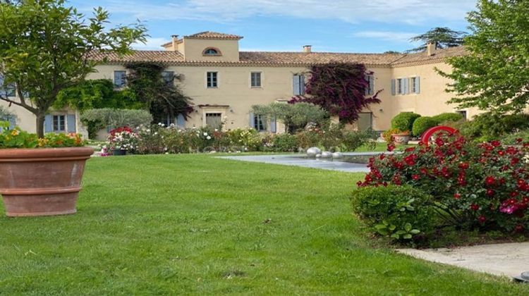 Ma-Cabane - Vente Maison Nîmes, 1800 m²