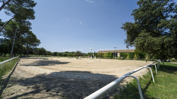 Ma-Cabane - Vente Maison Nîmes, 1800 m²