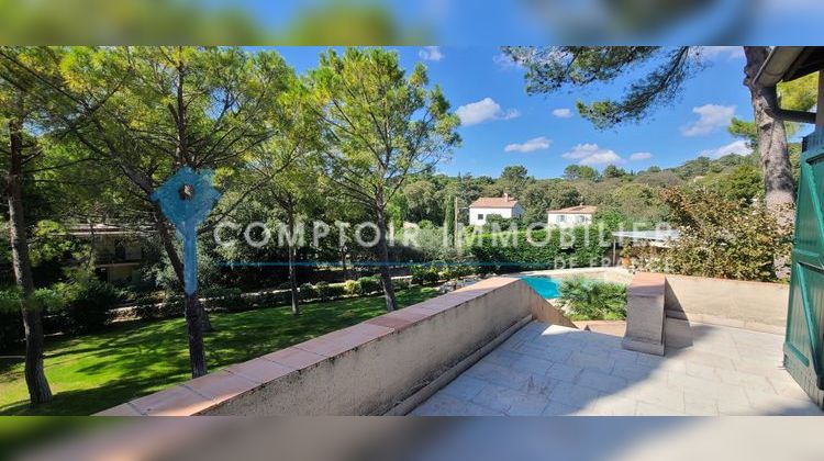 Ma-Cabane - Vente Maison Nîmes, 261 m²