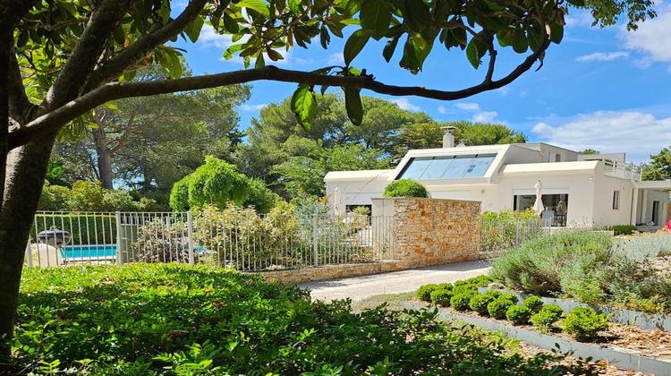 Ma-Cabane - Vente Maison Nîmes, 220 m²