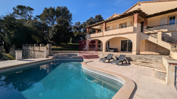 Ma-Cabane - Vente Maison Nîmes, 390 m²