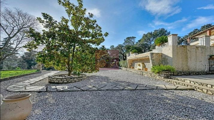 Ma-Cabane - Vente Maison Nîmes, 390 m²