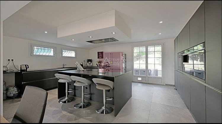 Ma-Cabane - Vente Maison Nîmes, 390 m²