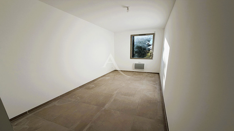 Ma-Cabane - Vente Maison NIMES, 92 m²