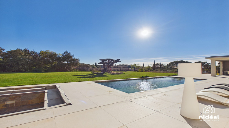 Ma-Cabane - Vente Maison Nîmes, 205 m²