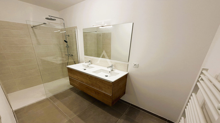 Ma-Cabane - Vente Maison NIMES, 92 m²