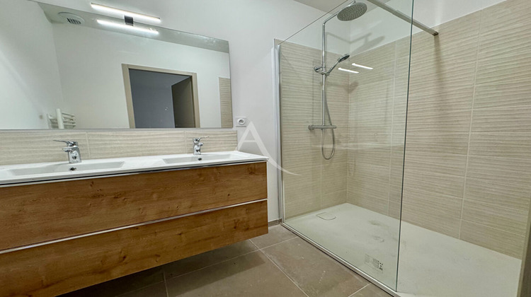 Ma-Cabane - Vente Maison NIMES, 104 m²