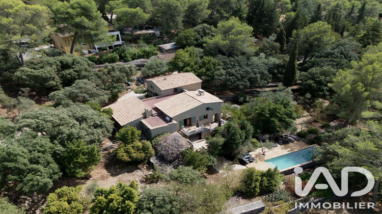 Ma-Cabane - Vente Maison Nîmes, 202 m²