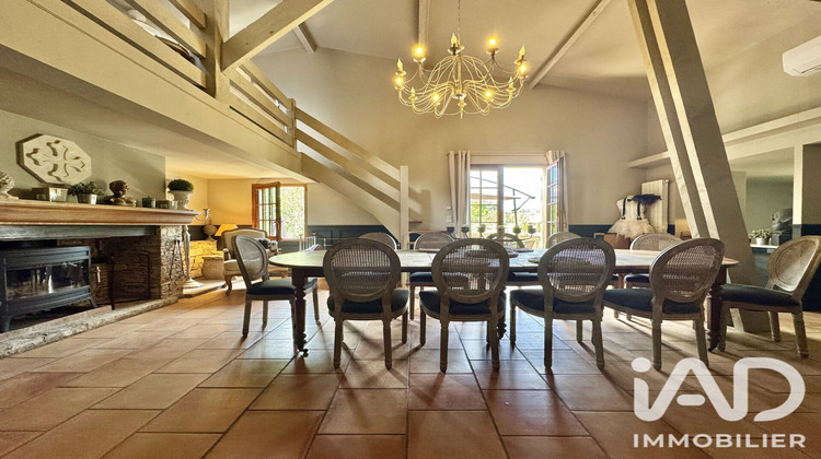 Ma-Cabane - Vente Maison Nîmes, 202 m²