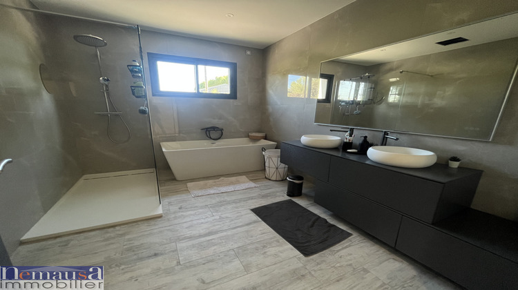 Ma-Cabane - Vente Maison Nîmes, 260 m²