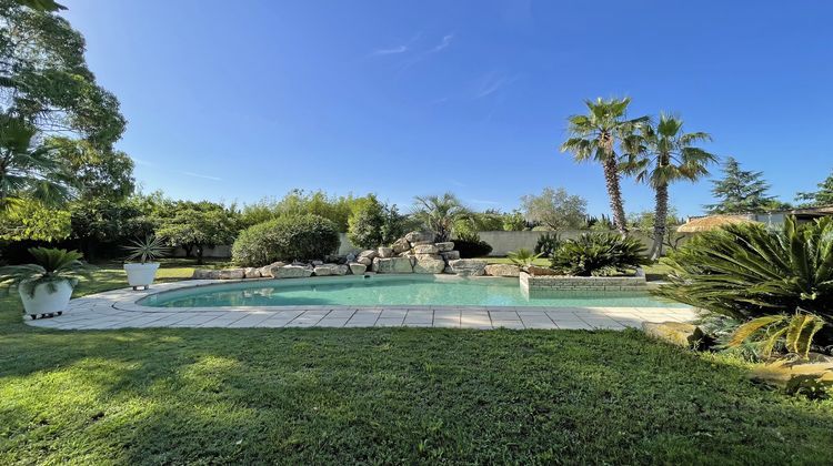 Ma-Cabane - Vente Maison Nîmes, 1200 m²