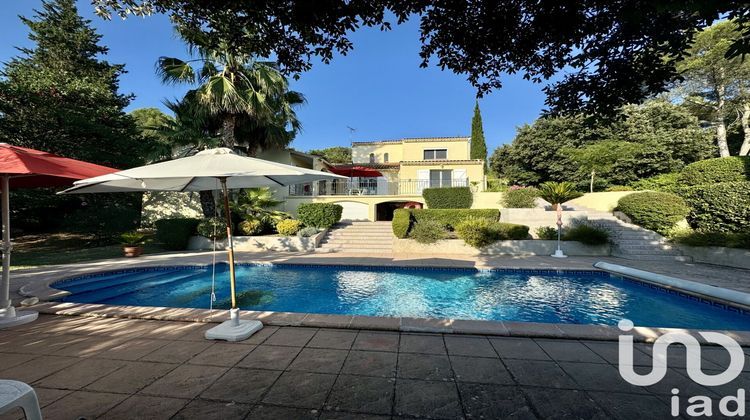 Ma-Cabane - Vente Maison Nîmes, 196 m²