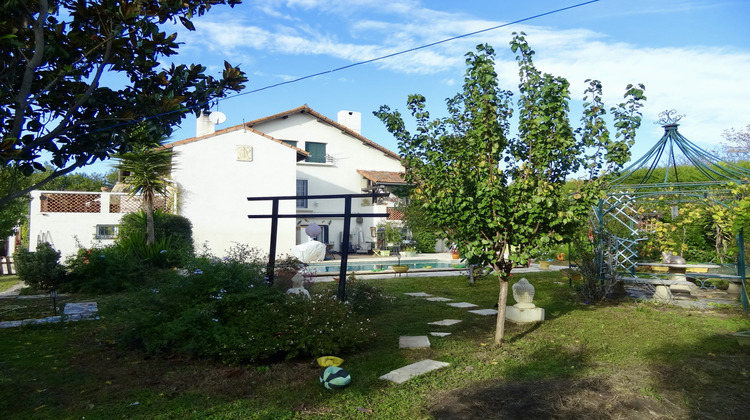 Ma-Cabane - Vente Maison Nîmes, 217 m²