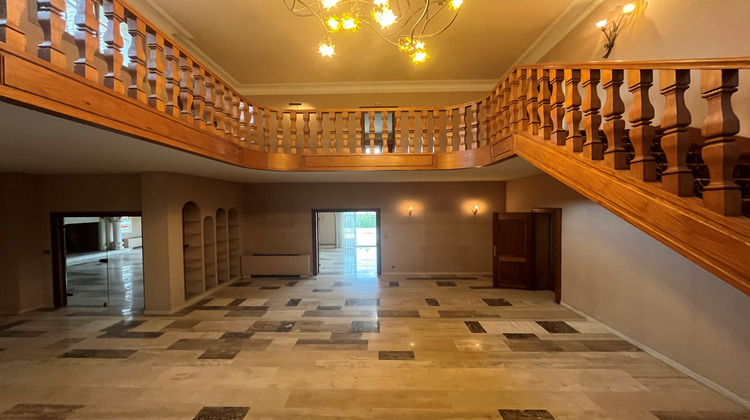 Ma-Cabane - Vente Maison Nîmes, 389 m²