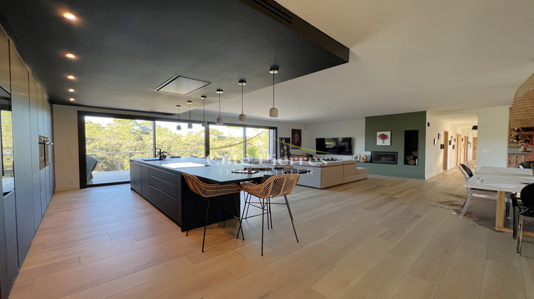 Ma-Cabane - Vente Maison Nîmes, 200 m²