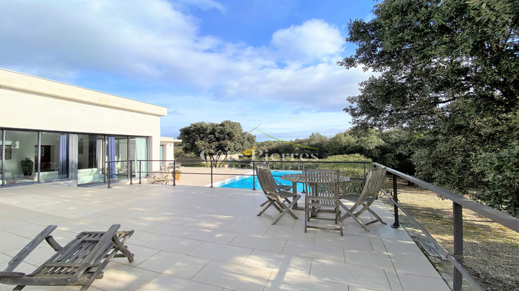 Ma-Cabane - Vente Maison Nîmes, 220 m²