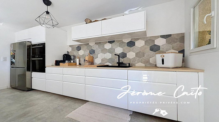 Ma-Cabane - Vente Maison NIMES, 83 m²