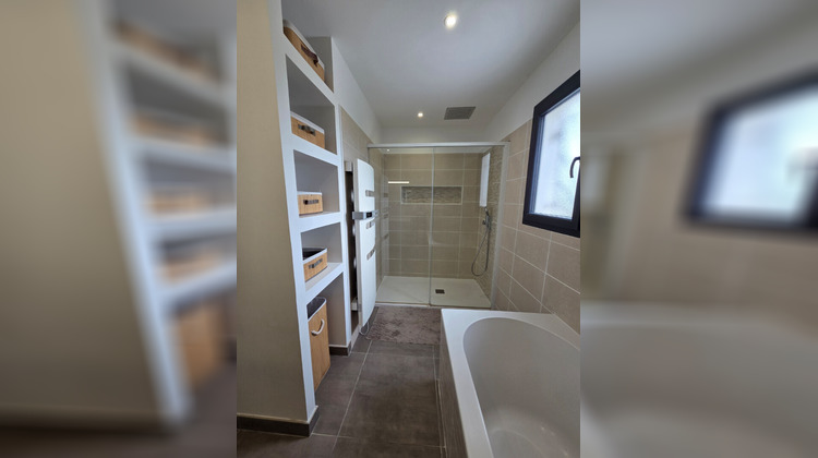 Ma-Cabane - Vente Maison NIMES, 197 m²