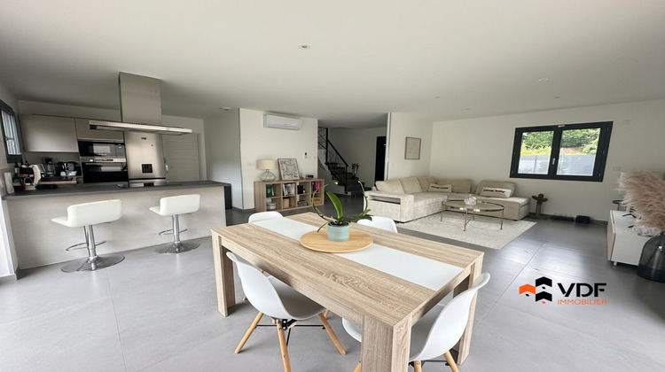 Ma-Cabane - Vente Maison Nivolas-Vermelle, 91 m²