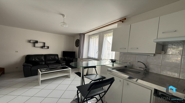 Ma-Cabane - Vente Maison NOGENT-LE-ROI, 25 m²