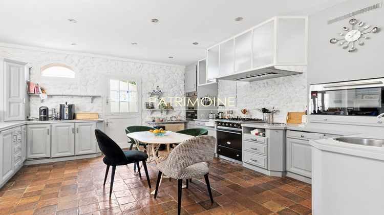 Ma-Cabane - Vente Maison NOISY-LE-ROI, 867 m²