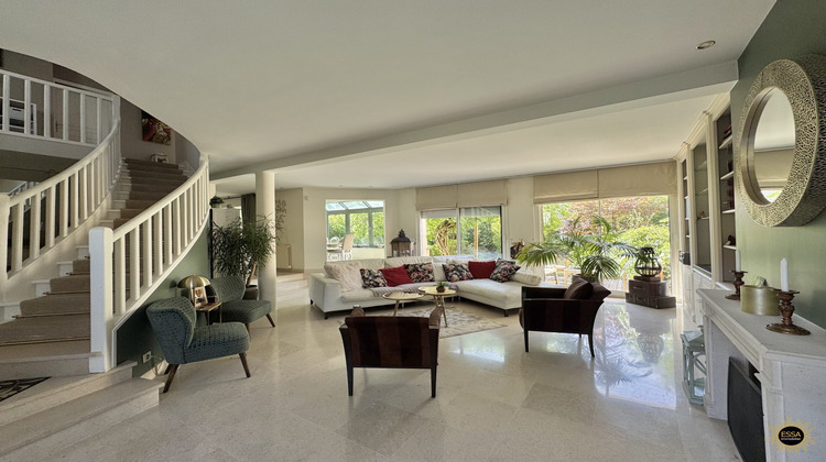 Ma-Cabane - Vente Maison Noisy-le-Roi, 310 m²